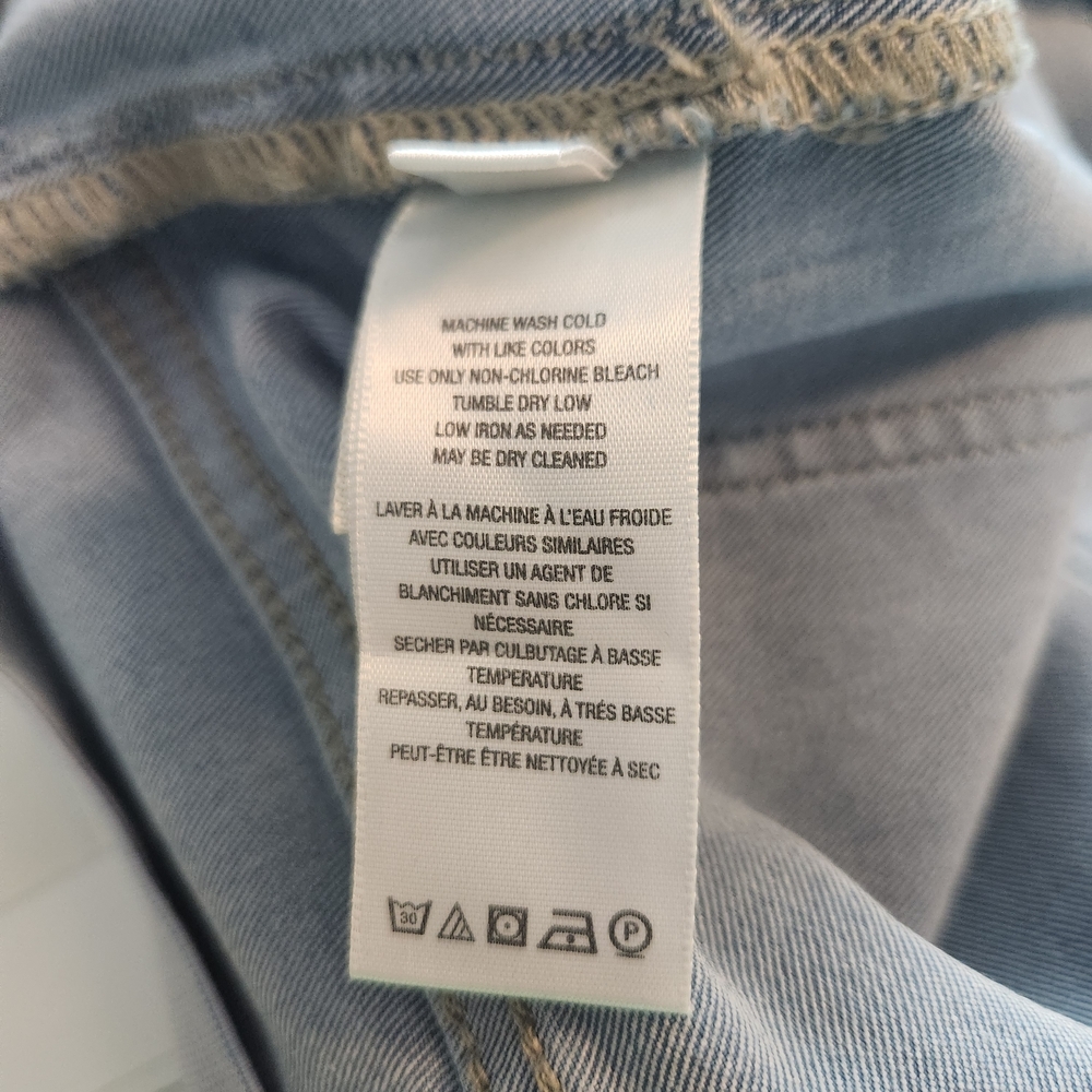 NWOT We The Free Flared Denim Jeans - Picture 9 of 9